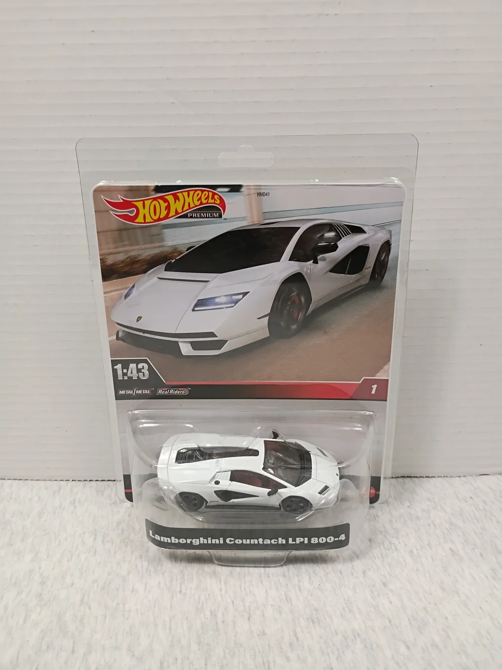HOT WHEELS PREMIUM #1 LAMBORGHINI COUNTACH LPI 800-4 1:43 DIE CAST TOY CAR MISP